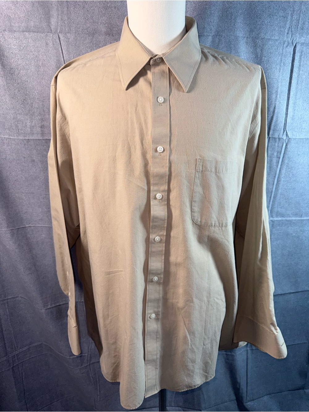 2259-Geoffrey Beene Men's Long-Sleeve Button-Up Shirt in Beige